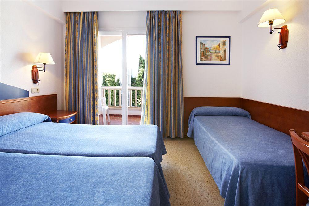 Universal Hotel Romantica Colonia de Sant Jordi Exteriör bild