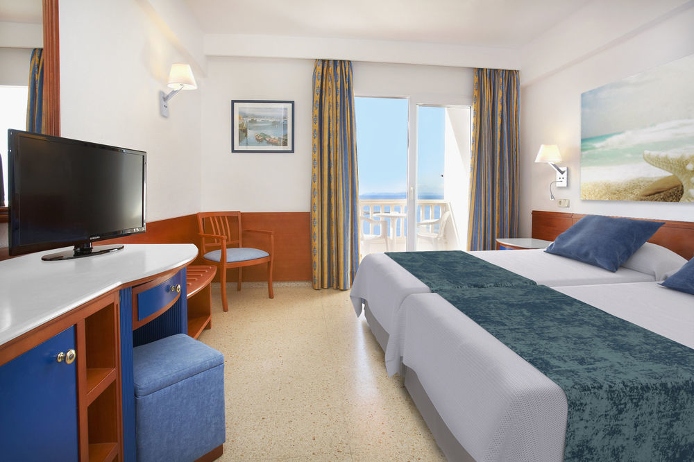 Universal Hotel Romantica Colonia de Sant Jordi Exteriör bild